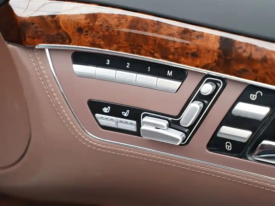 Mercedes-Benz S-Class 2010 2010 S 600 L
