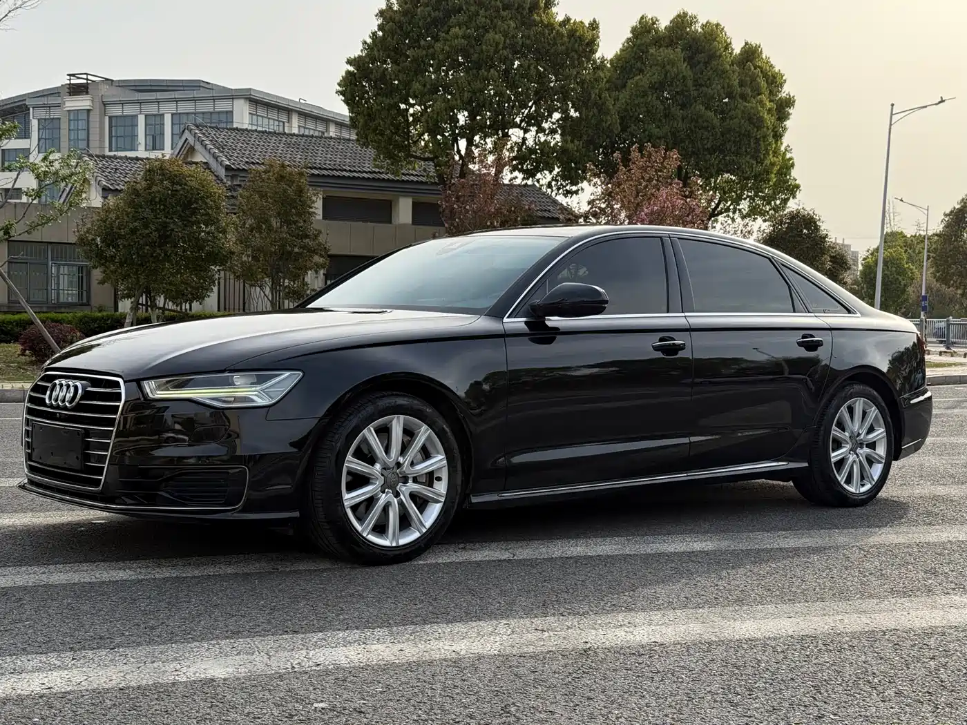 Audi A6L 2017 50 TFSI quattro Premium фото 2