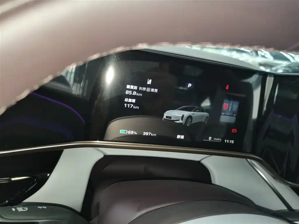 Hongqi EH7 2024 640 Pro+ AWD Edition фото 12