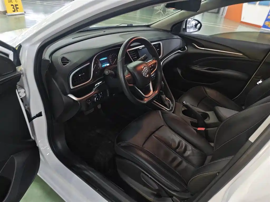 Buick Excelle 2015 15N Automatic Luxury фото 16