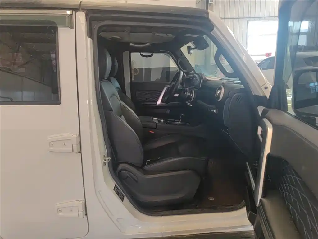 BAIC ORV Beijing Offroad BJ40 2019 PLUS 2.3T Automatic 4WD Luxury Edition China VI фото 20