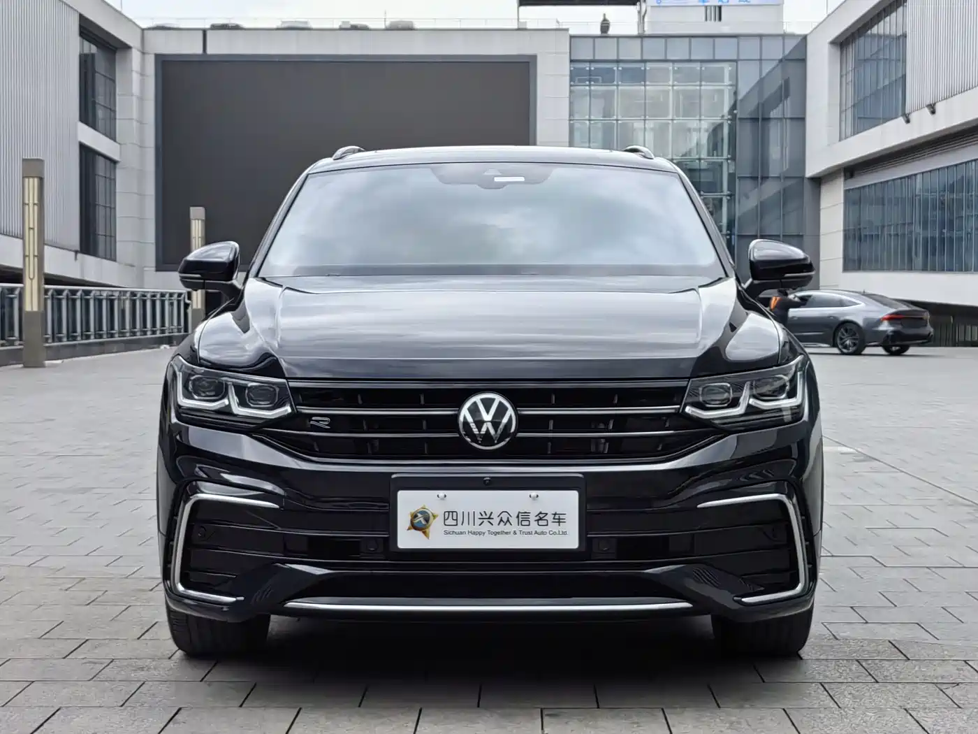 Volkswagen Tiguan X 2023 330TSI 2WD Flagship фото 3