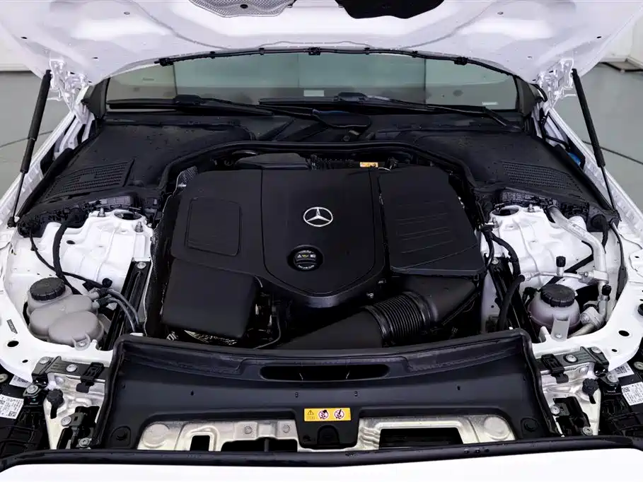 Mercedes-Benz C-Class 2023 C 200 L Sport фото 8