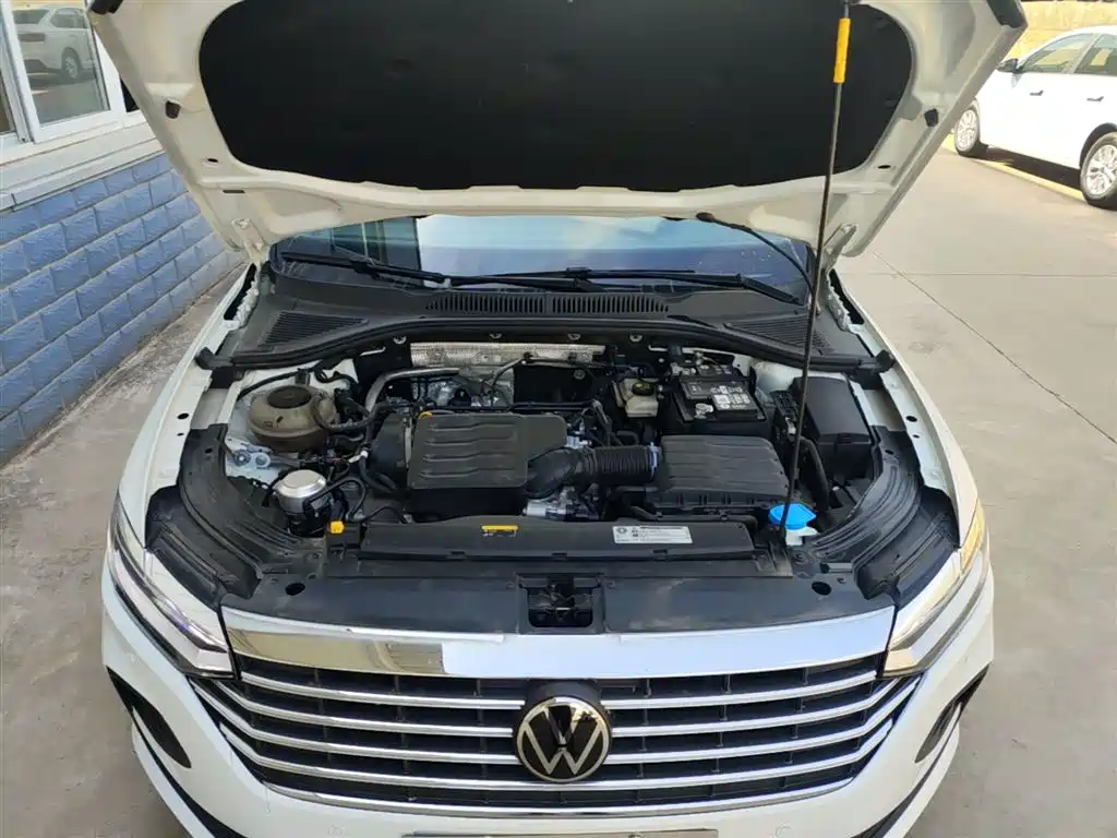 Volkswagen Lavida 2024 Model 1.5L Automatic Delight Edition фото 20