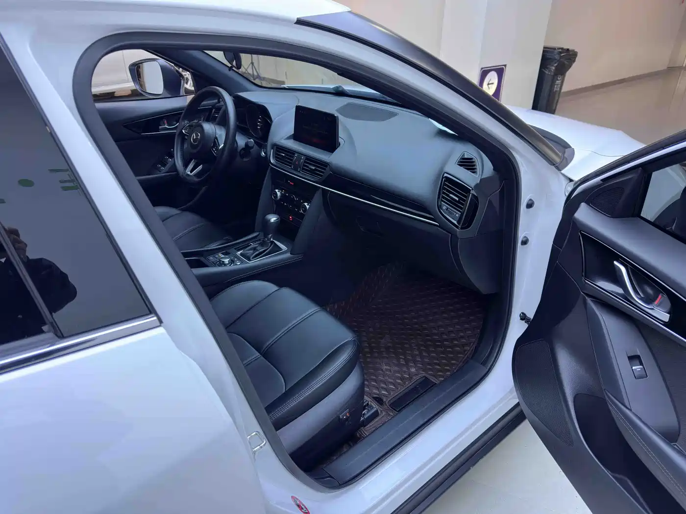 MAZDA CX-4