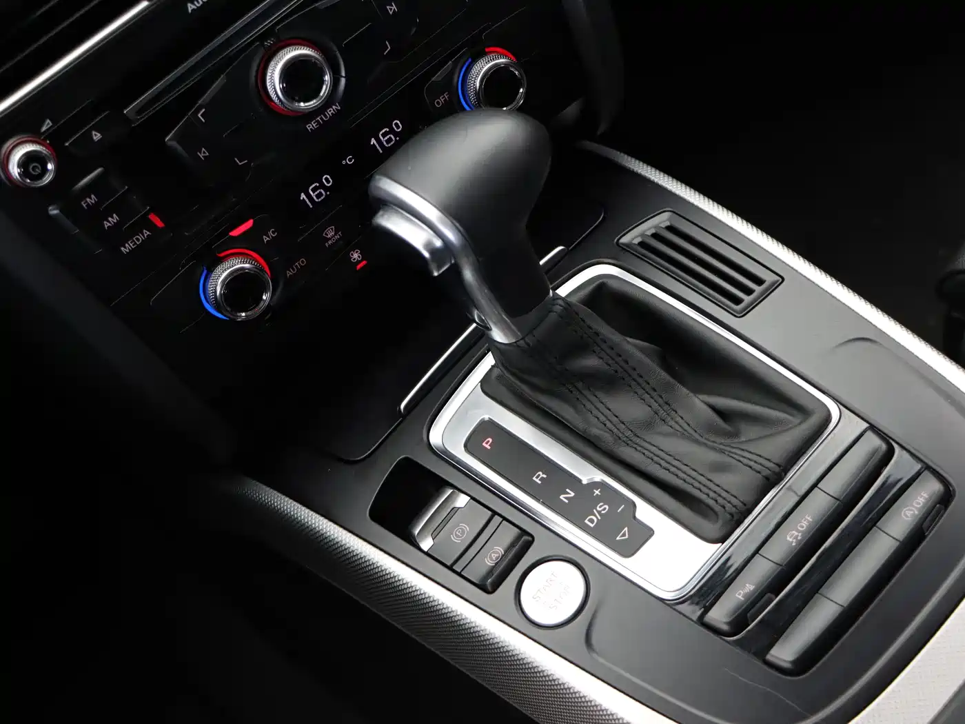 Audi A5 (Import) 2016 Coupe 45 TFSI Comfort фото 13