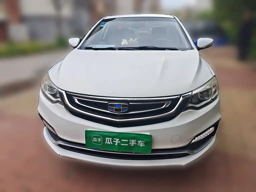 Фото 23 - Geely Vision