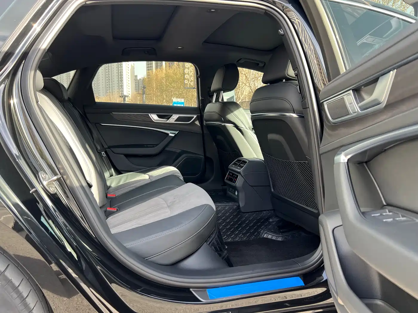 Audi A6L 2024 45 TFSI quattro Premium Dynamic фото 19
