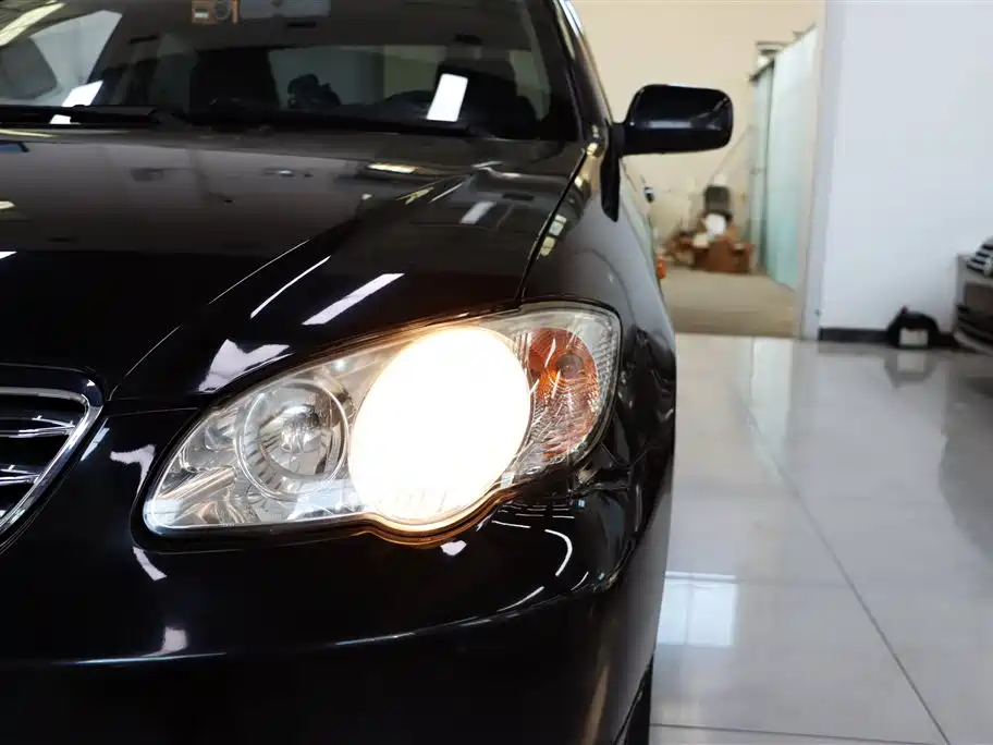 BYD F3 2012 Energy-saving Edition 1.5L Manual Comfort фото 10