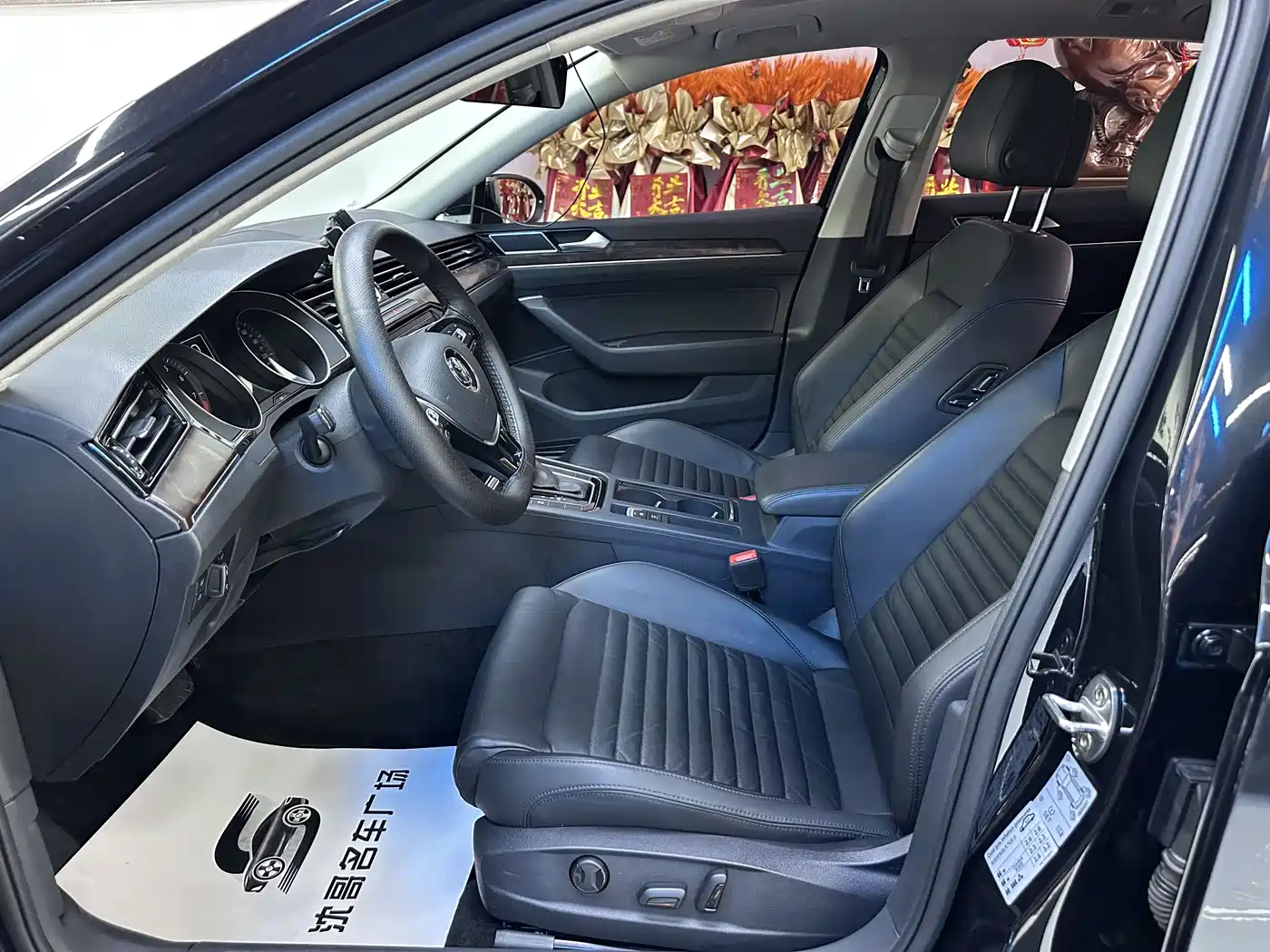 Volkswagen Magotan 2017 330TSI DSG Luxury фото 4