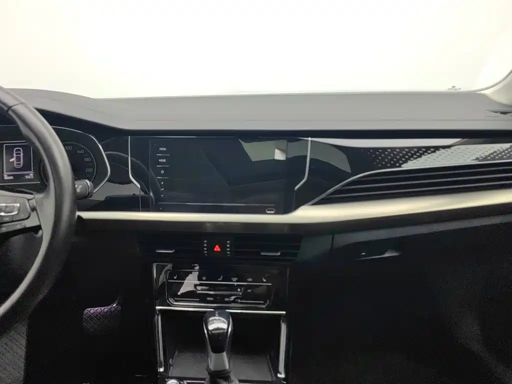 Фото 12 - Volkswagen Passat