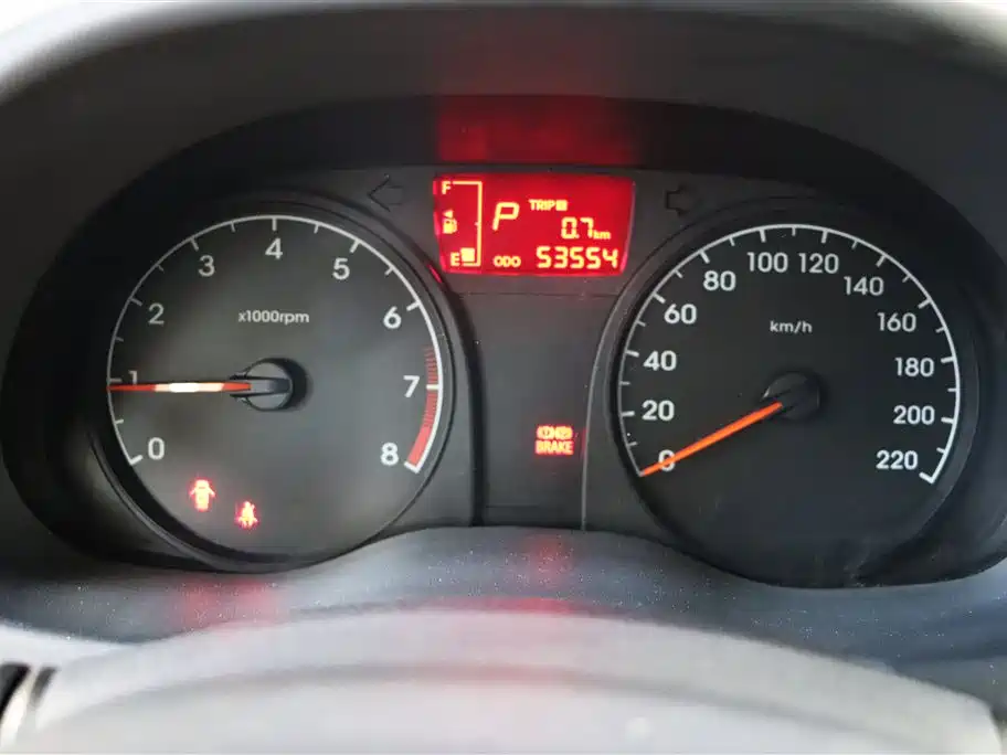 Hyundai Verna 2010 Sedan 1.4L Automatic Comfort GS фото 15
