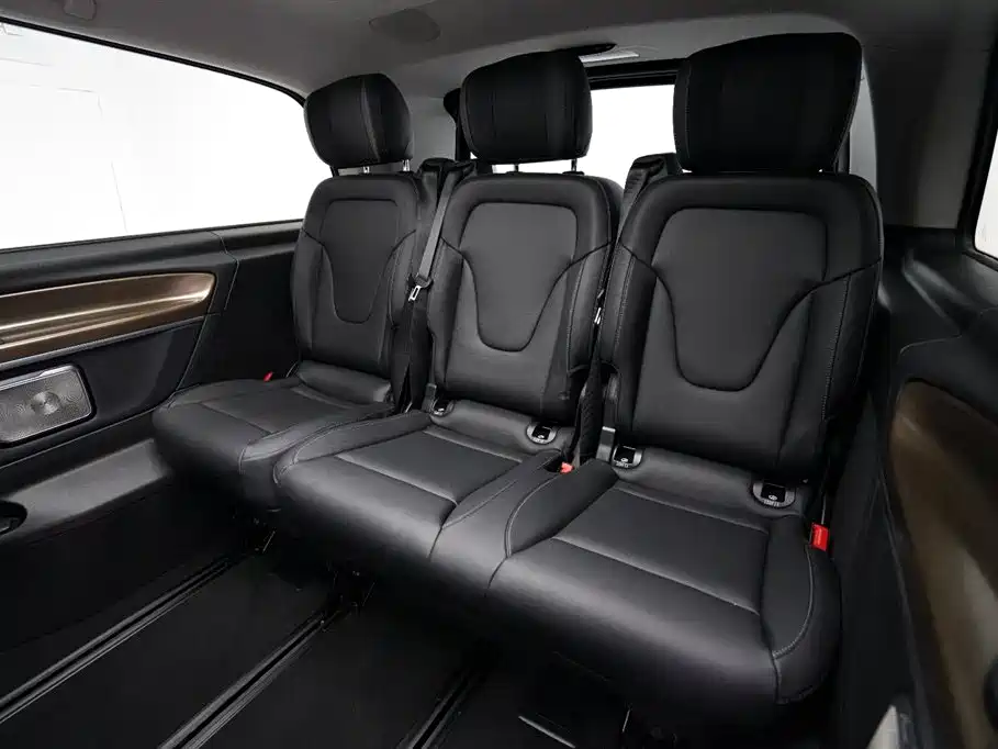 Mercedes-Benz V-Class 2022 V 260 L Long Wheelbase Prestige Edition фото 20