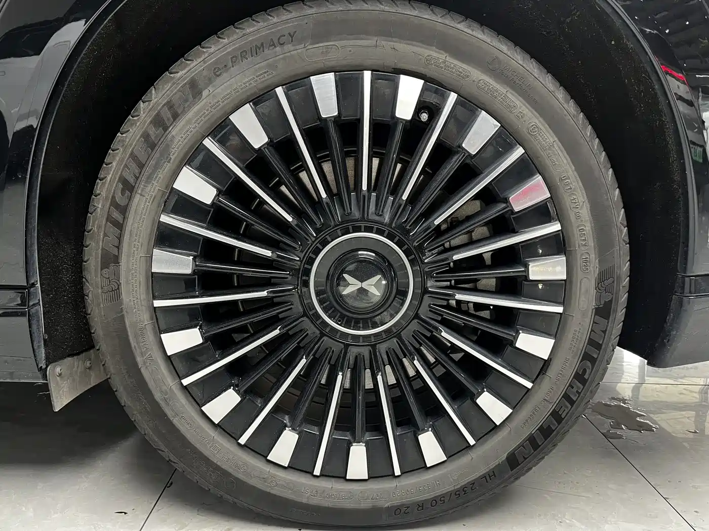 XPeng X9 2025 740 Ultra Long Range Max фото 11