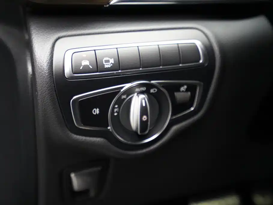 Mercedes-Benz V-Class 2022 V 260 L Long Wheelbase Prestige Edition фото 7