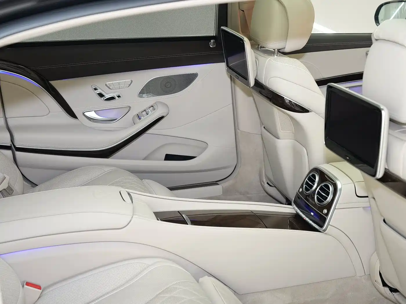 Mercedes-Benz Maybach S-Class 2017 S 500 4MATIC фото 19