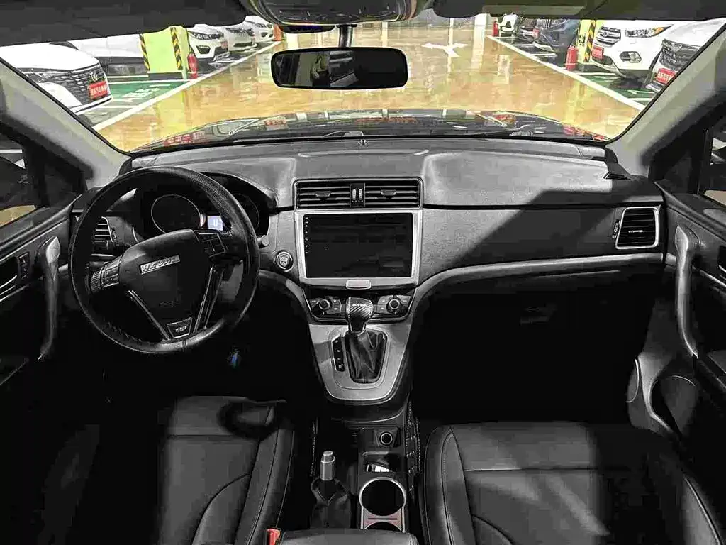 Фото 6 - Haval M6