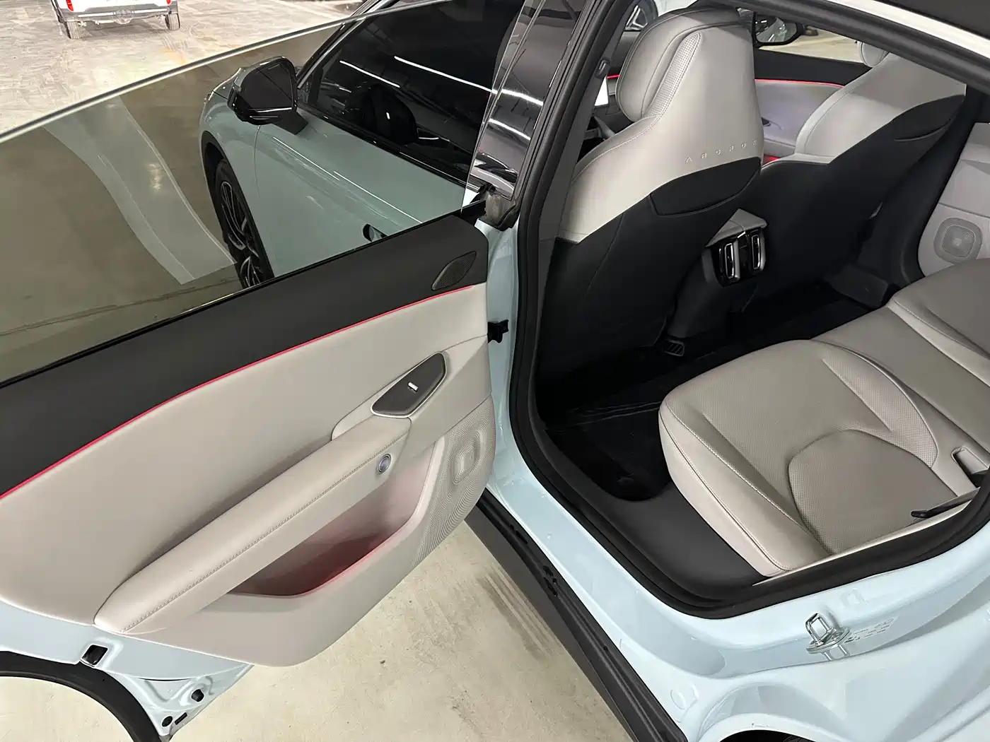 ARCFOX EXTREME FOX POLAR FOX ALPHA S5