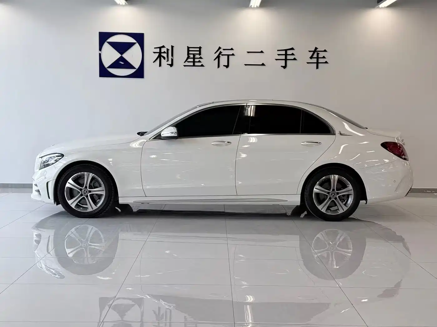 Mercedes-Benz C-Class 2020 Facelift C 260 L Sport фото 3