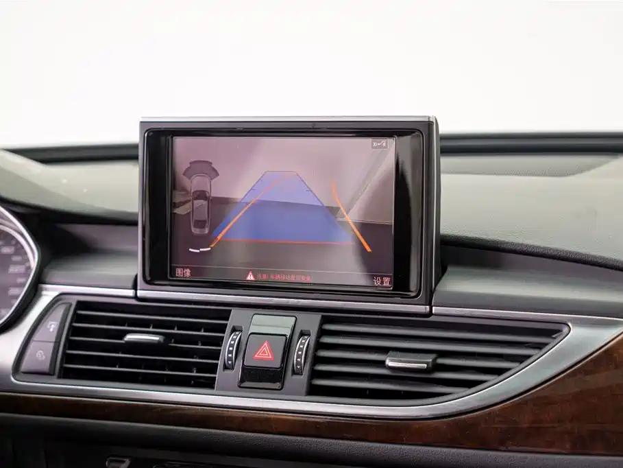 Audi A6L 2017 30 FSI Comfort фото 14