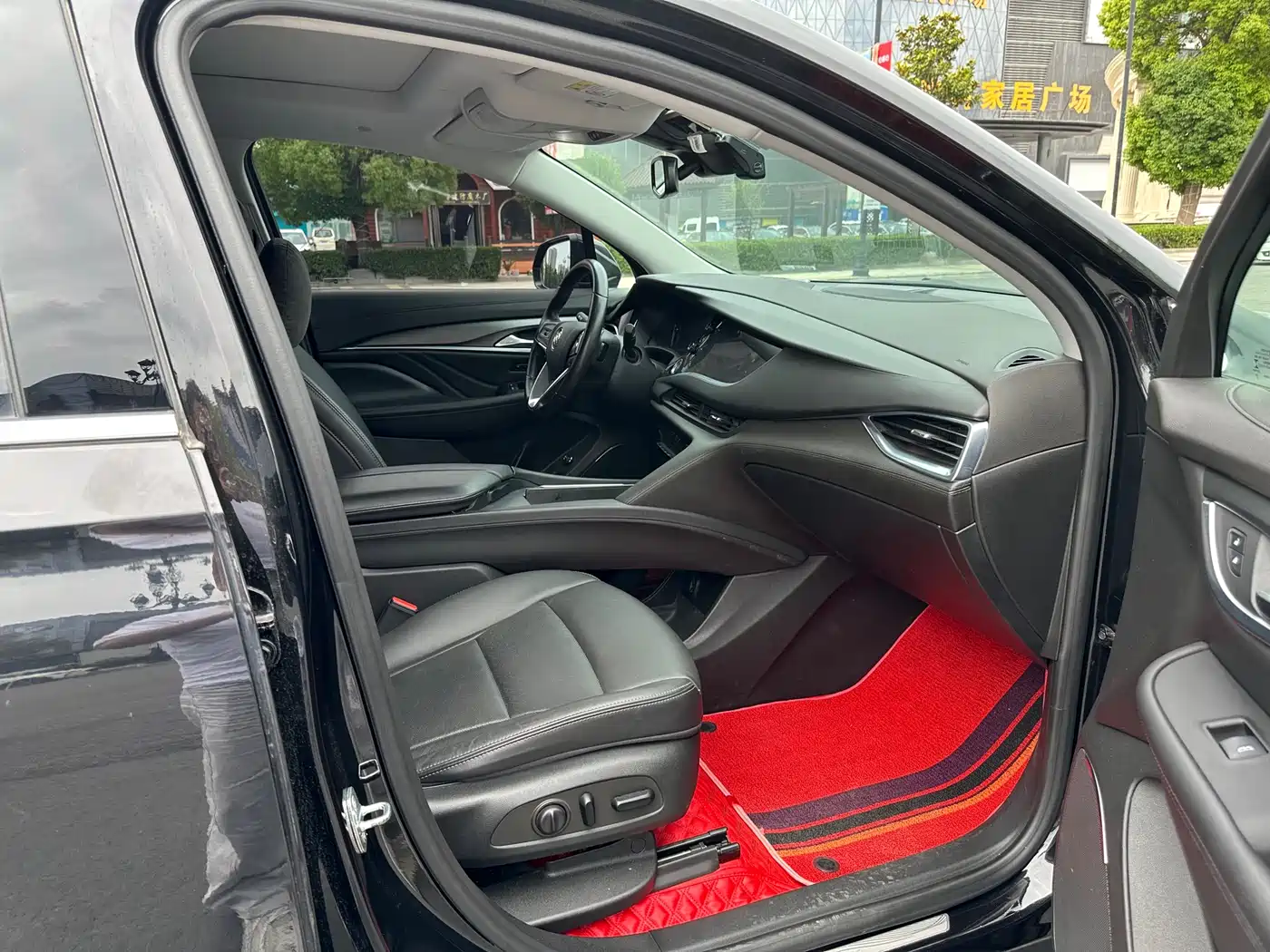 Buick Enclave 2020 28T 4WD Premium Model фото 9