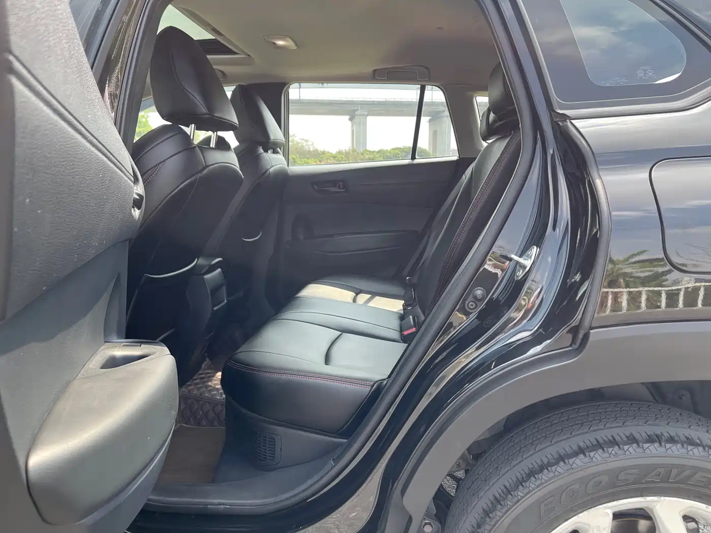 Toyota Frontlander 2024 2.0L Smart Hybrid Dual Engine Leading Edition фото 28
