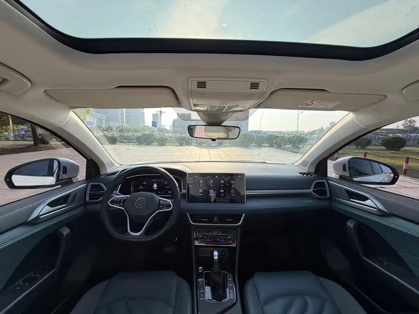 Volkswagen Tharu 2023 300TSI 2WD New Moon Edition фото 6