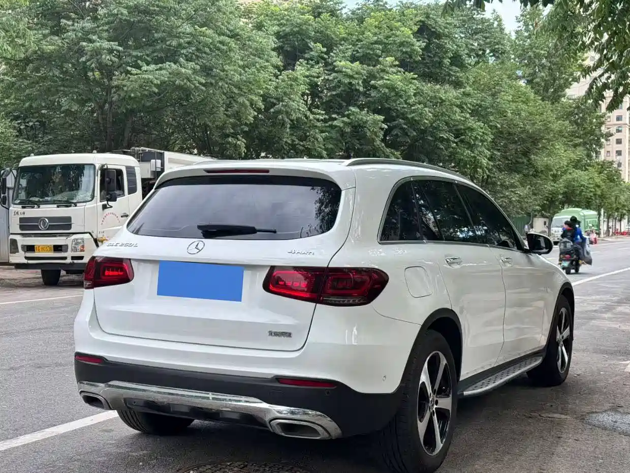 Mercedes-Benz GLC 2022 Facelift GLC 260 L 4MATIC Dynamic фото 9