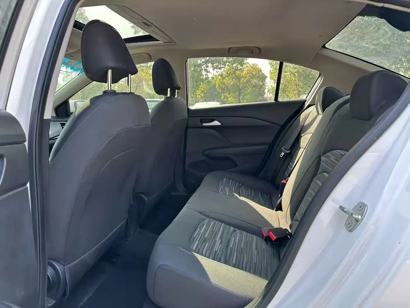 Chevrolet Cavalier 2019 320 Auto Sunroof Enjoyment Edition фото 5