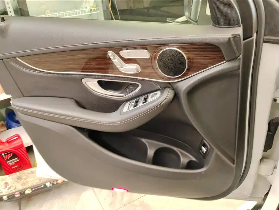 Mercedes-Benz GLC 2019 GLC 260 L 4MATIC Dynamic фото 7