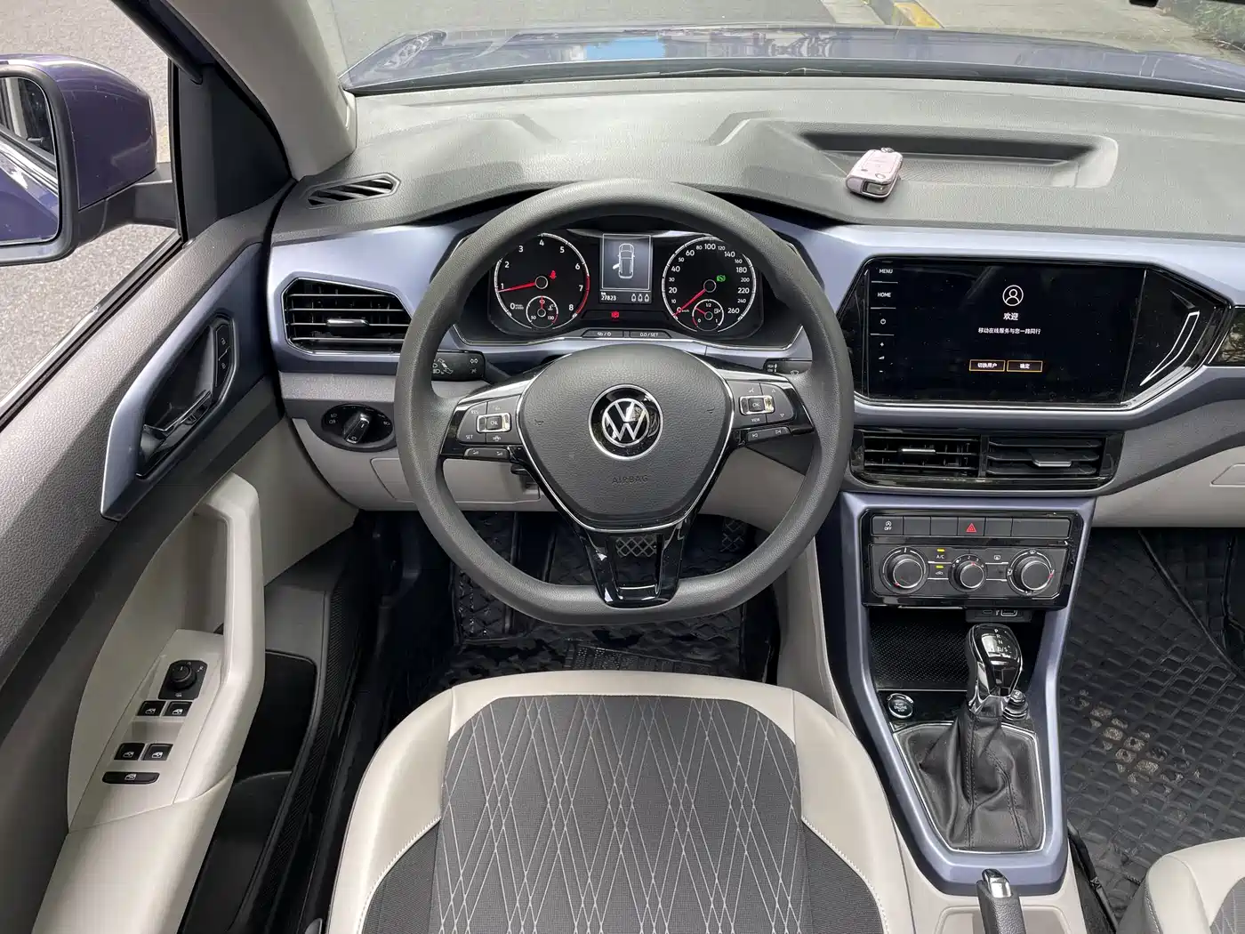 Фото 19 - Volkswagen T-Cross