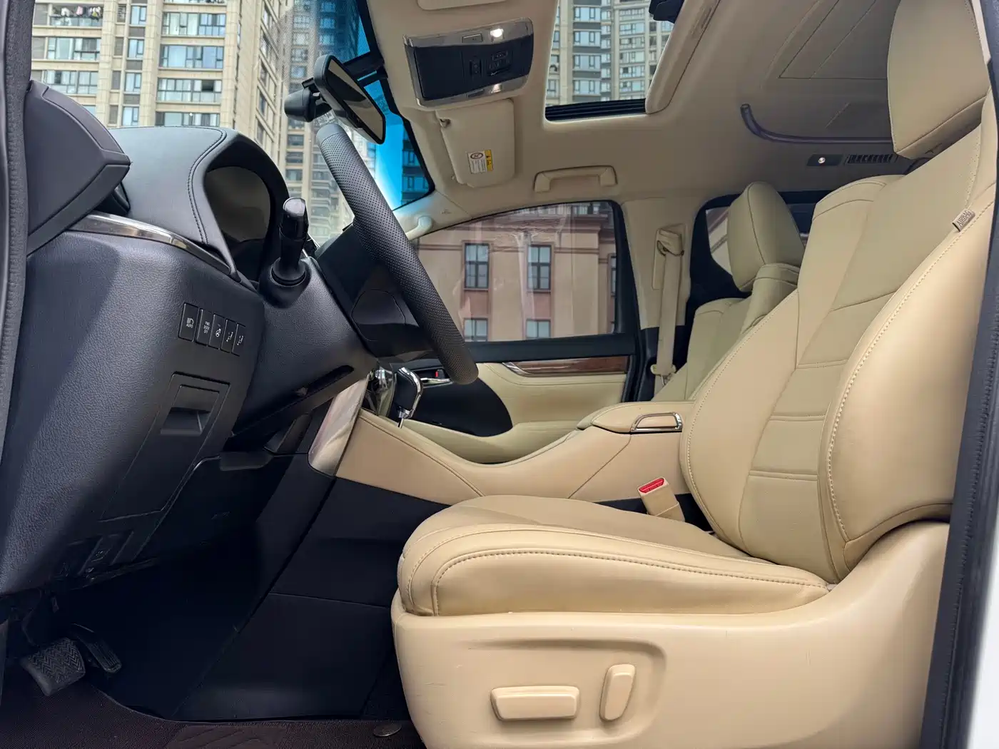 Toyota Alphard 2018 3.5L Premium фото 7