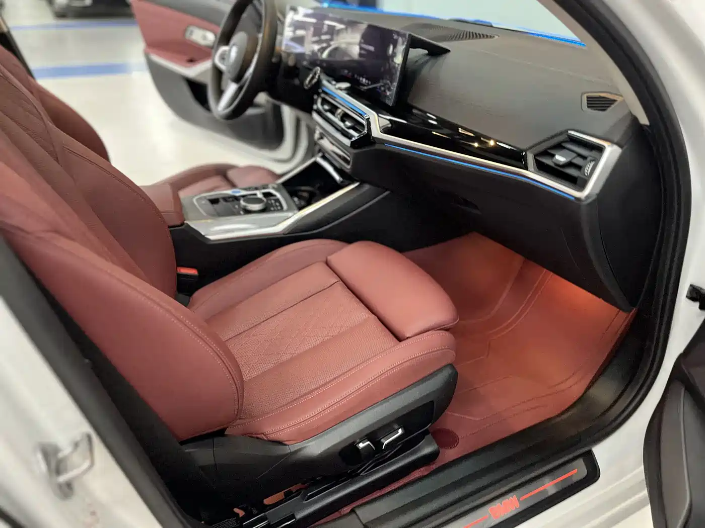 BMW i3 2024 eDrive 35 L фото 6