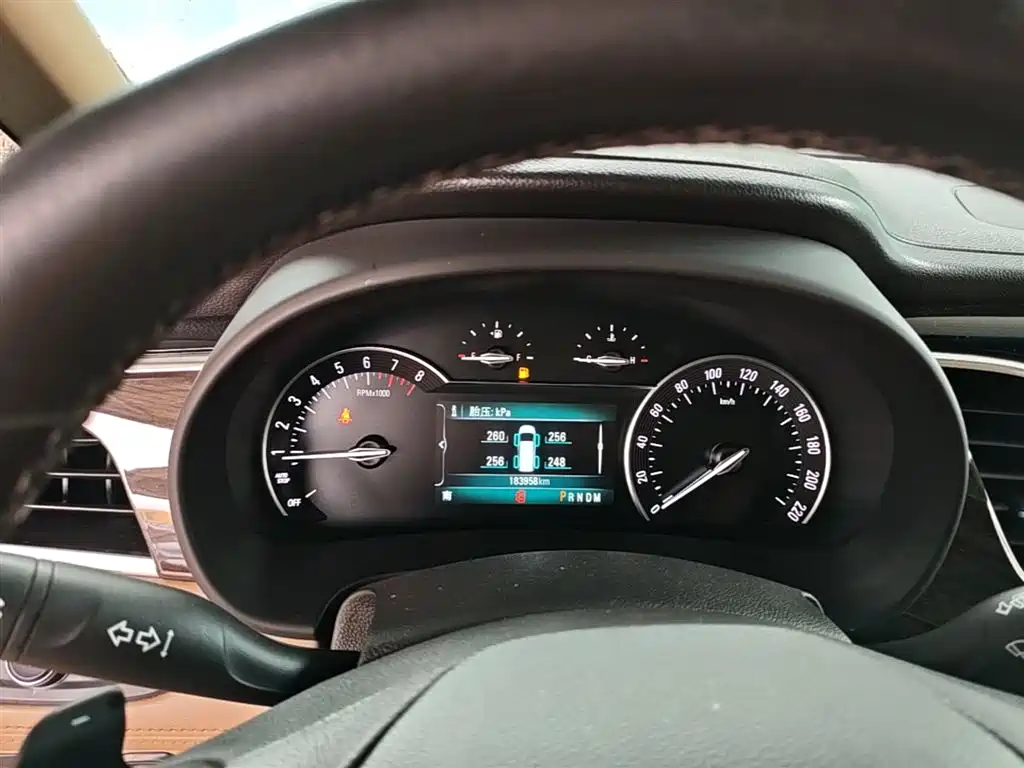 Buick GL8 2018 ES 28T Premium Type China VI фото 12