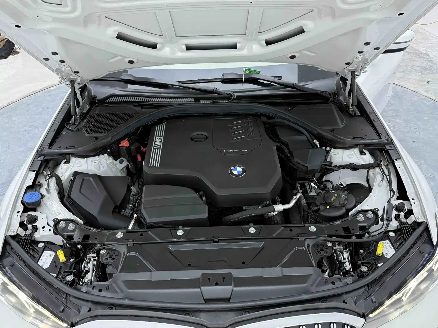 BMW 3 Series 2023 320Li M Sport Package фото 24