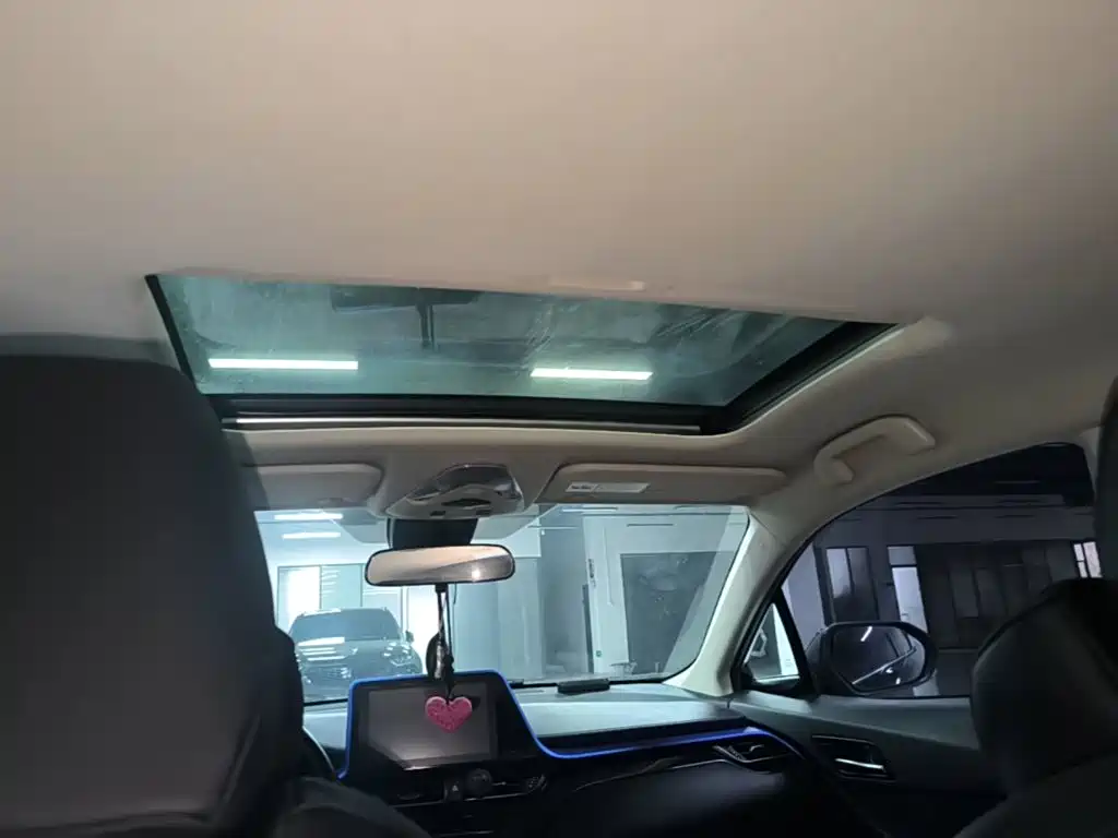 Toyota C-HR 2021 2020 Model 2.0L Leading