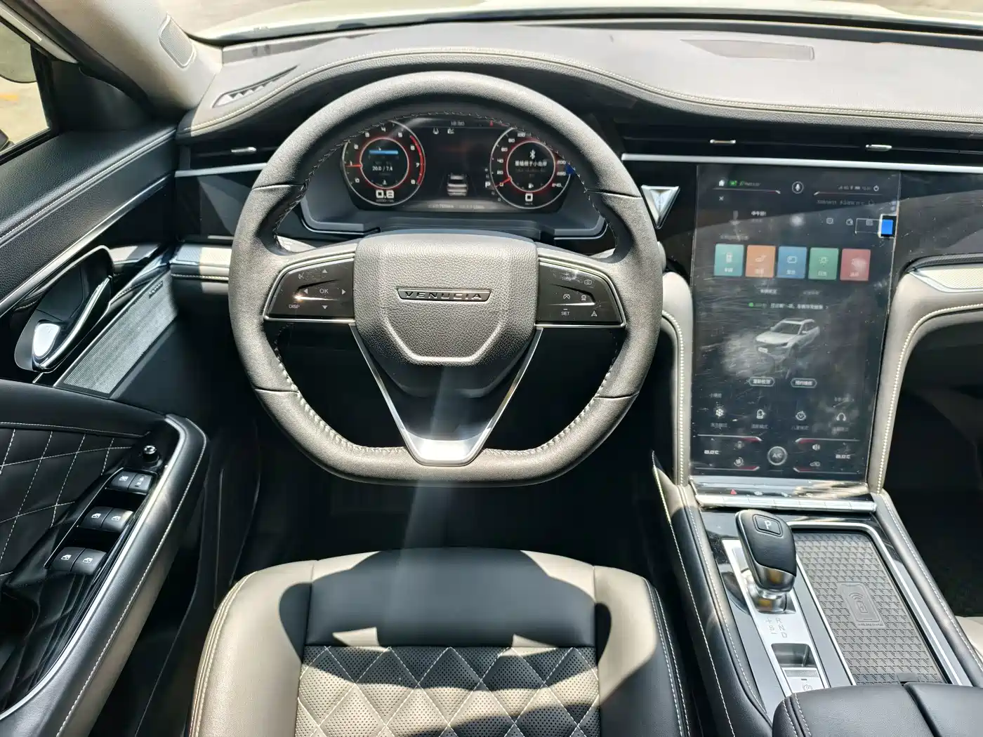 Venucia Star 2023 2021 260T Automatic 48V Mild Hybrid Turbo Starlight Edition