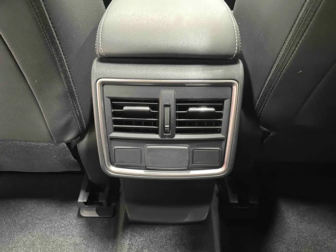 Subaru Forester 2022 2.0i AWD Luxury Edition with EyeSight фото 11
