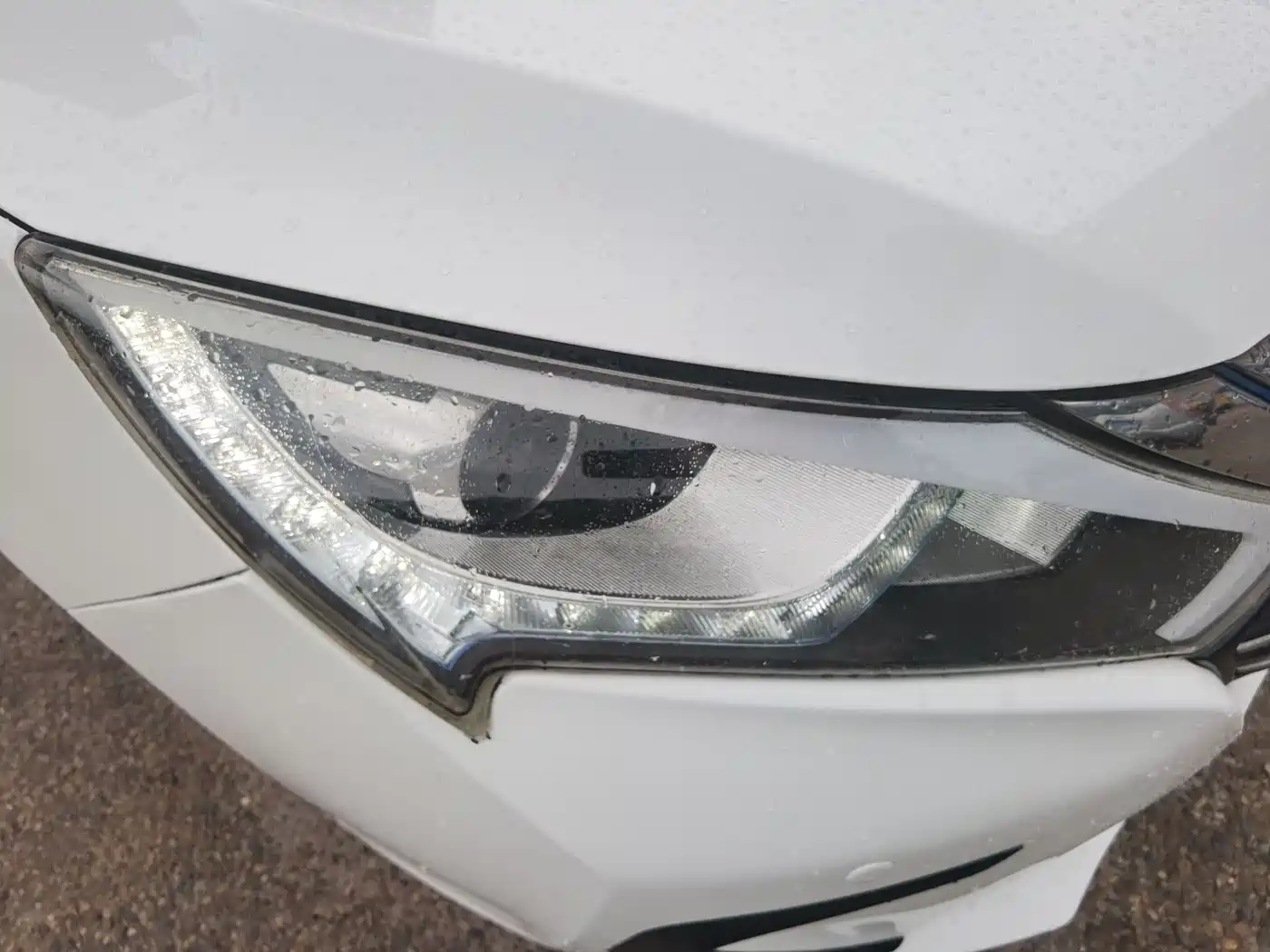 BYD Qin New Energy 2017 1.5T Premium Model фото 23