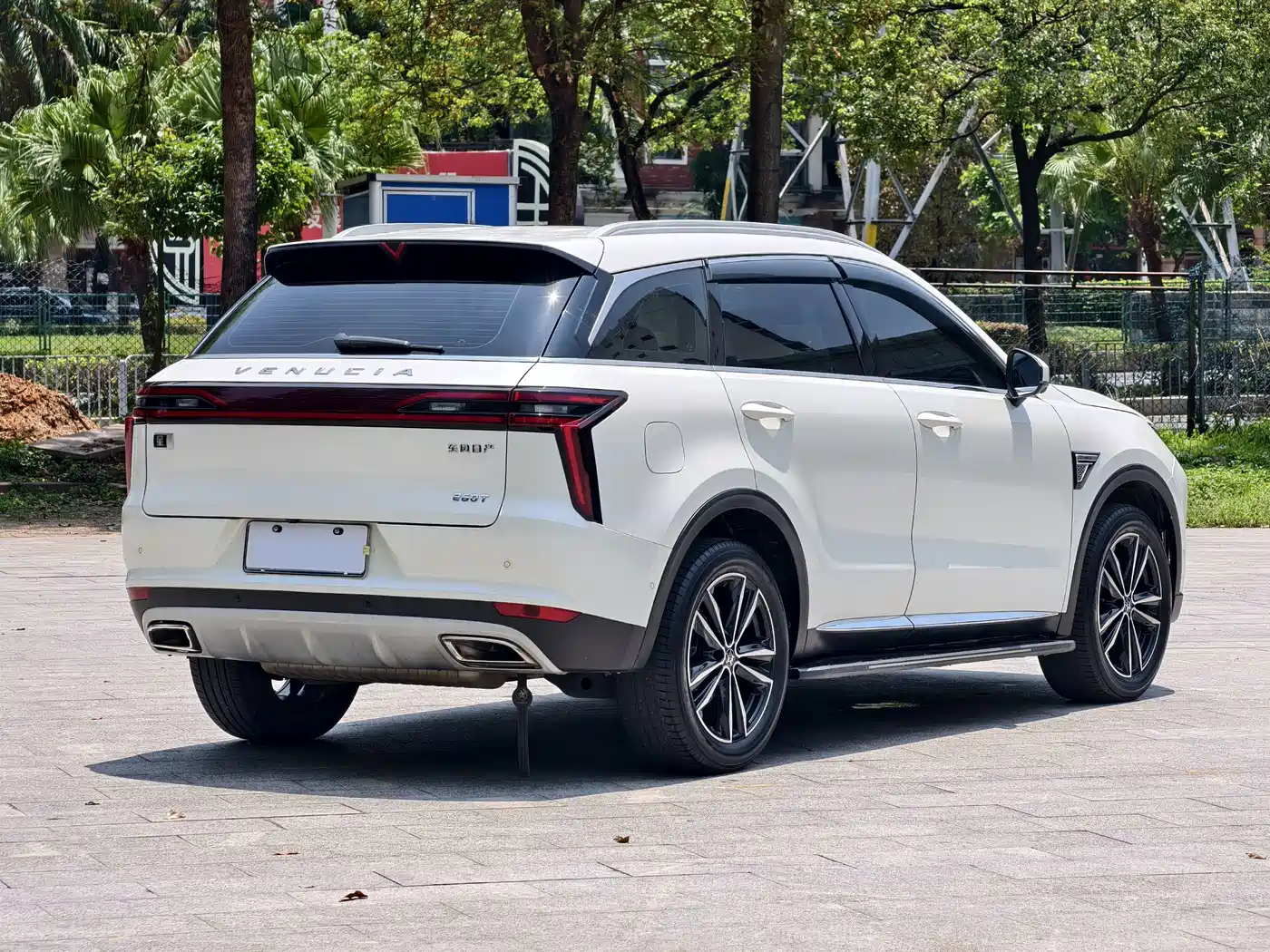 Venucia Star 2023 2021 260T Automatic 48V Mild Hybrid Turbo Starlight Edition
