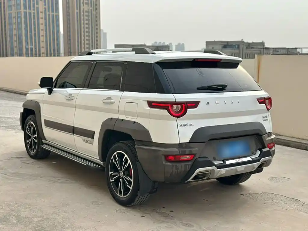 BAIC ORV Beijing Offroad BJ20 2017 2016 1.5T CVT Luxury