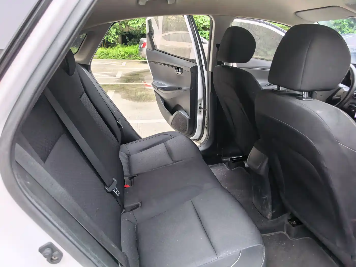 Hyundai Elantra 2020 1.6L Auto GL Pleasing Edition фото 5