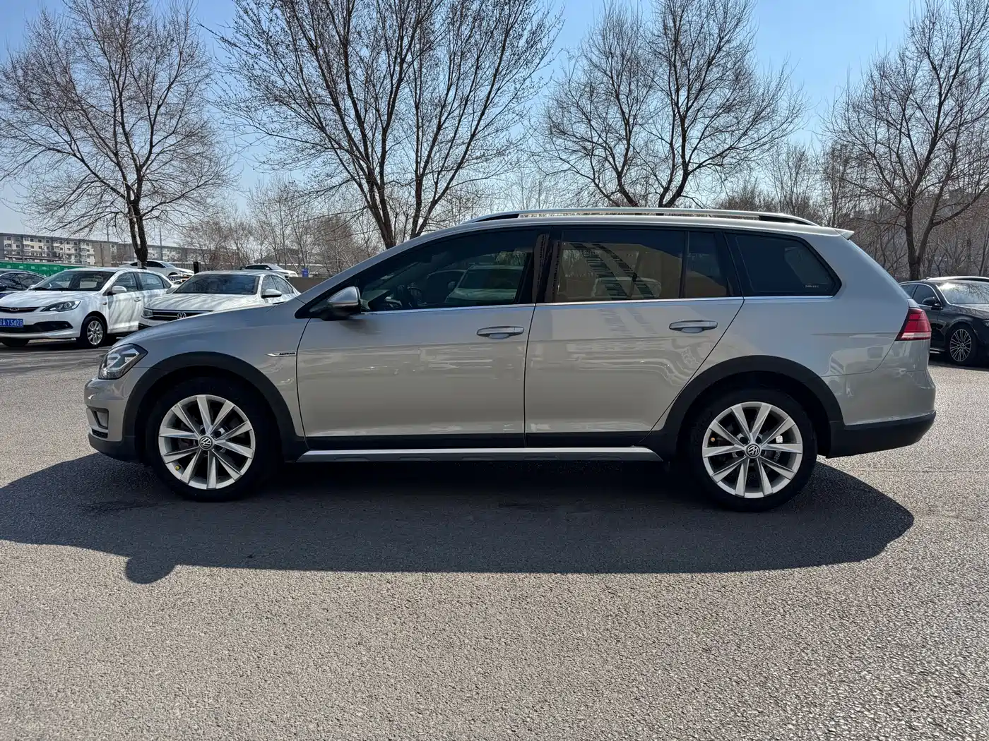 Volkswagen Golf (Import) 2019 1.8TSI Wagon фото 4