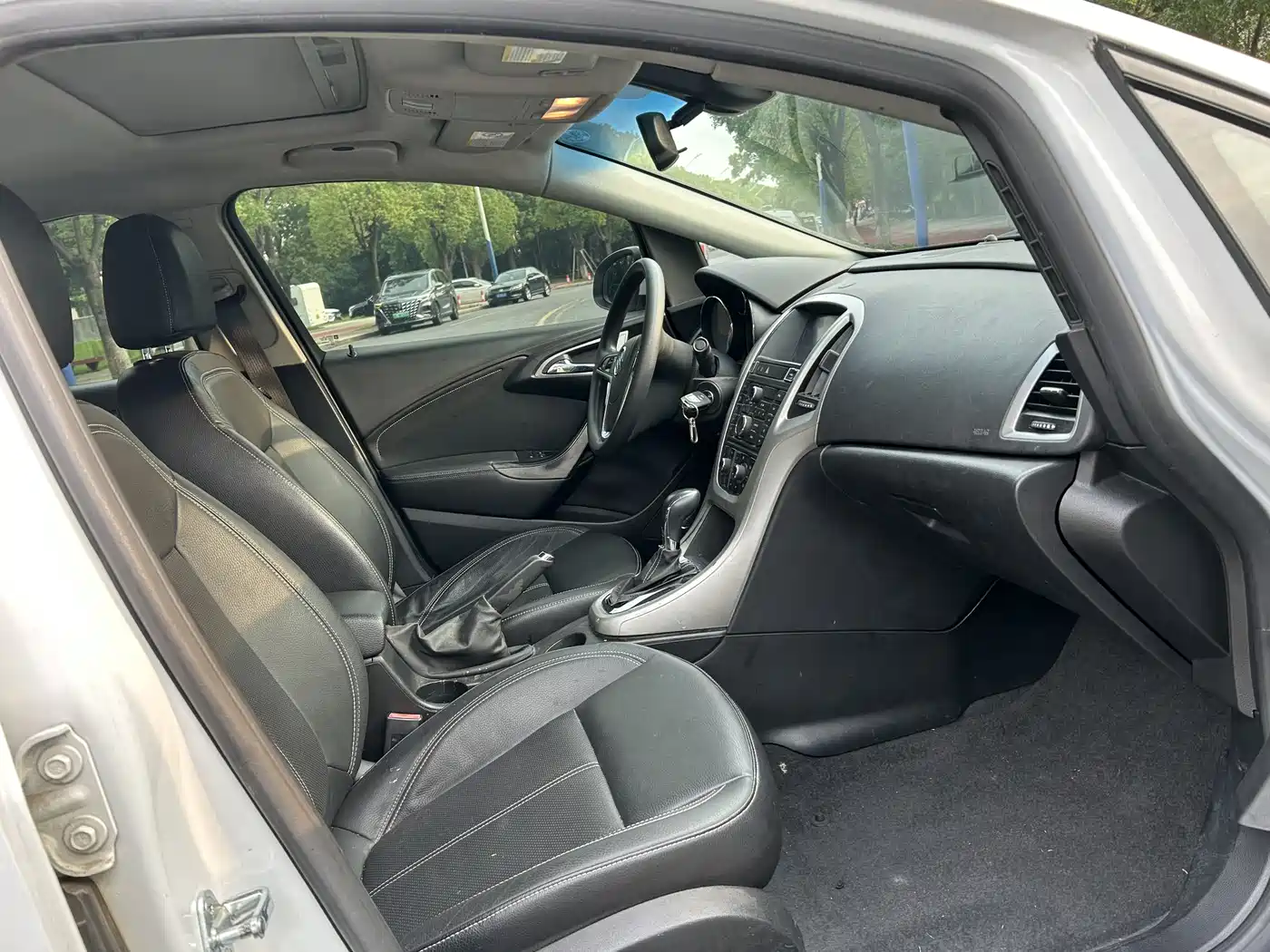 Buick Excelle 2013 GT 1.6L Automatic Fashion Edition фото 9