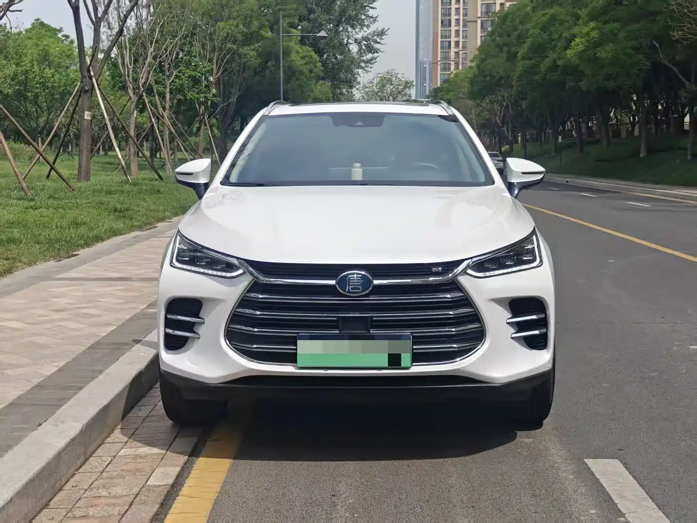 BYD Tang New Energy 2018 DM 2.0T AWD Intelligent Pioneer 7-Seater China V фото 7
