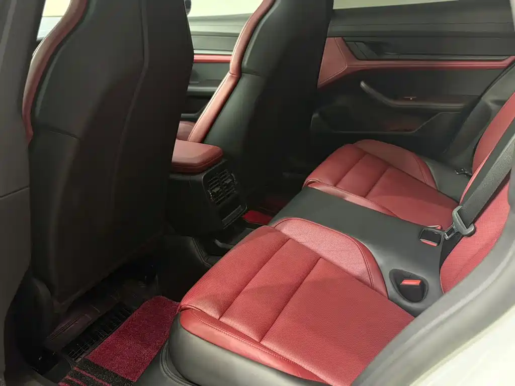 Porsche Taycan 2024 2022 Taycan 4 Cross Turismo