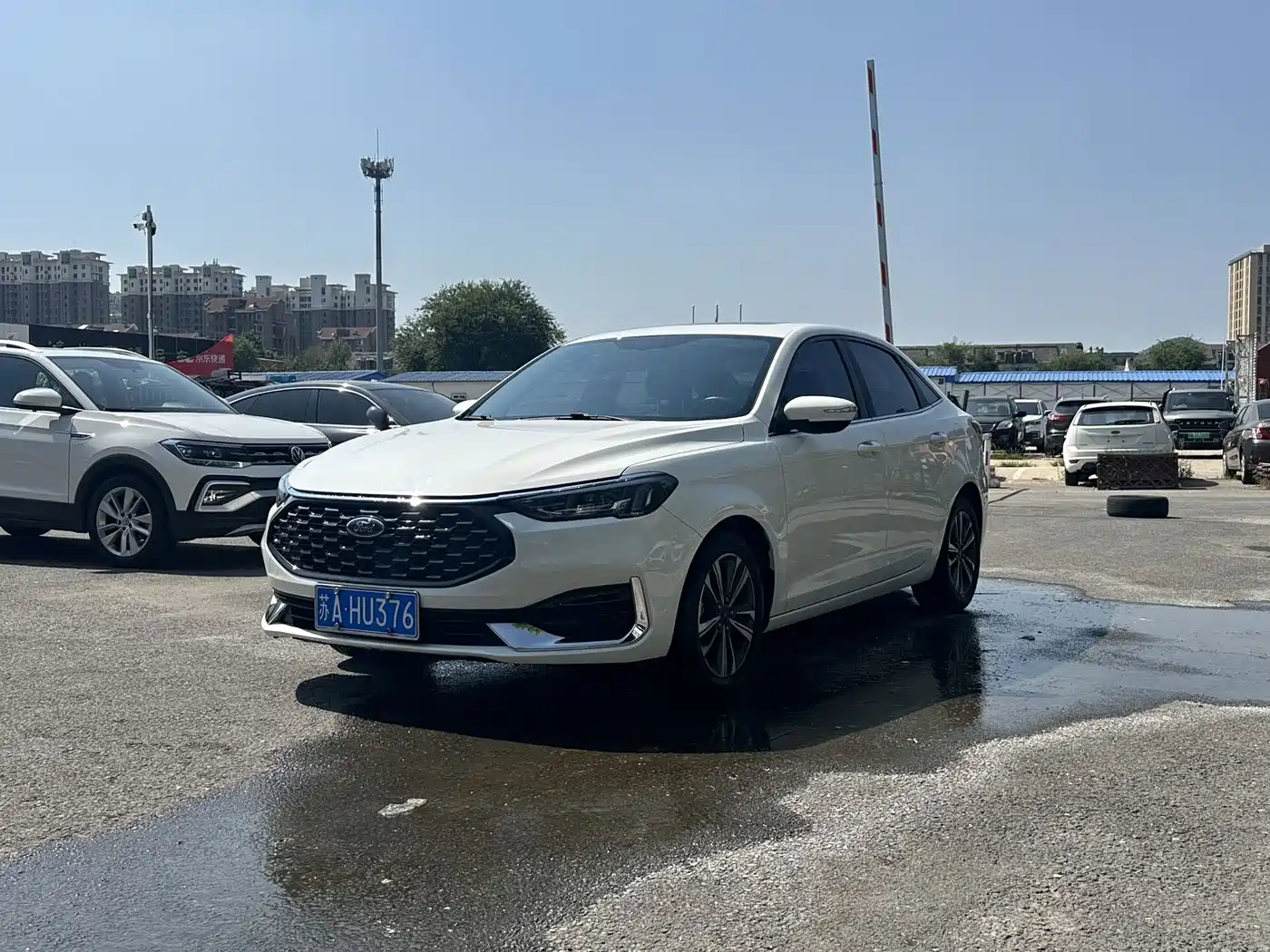 Ford Escort 2022 2021 1.5L Automatic Diamond Edition