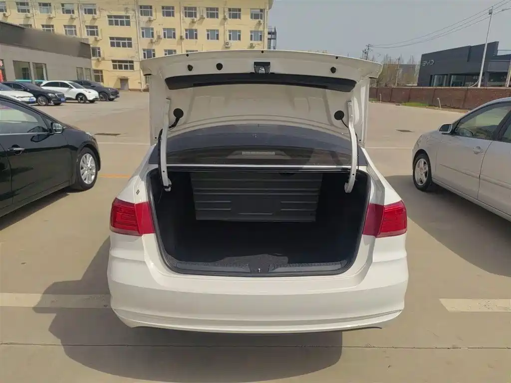 Volkswagen Santana 2018 1.5L Manual Trend Edition фото 19