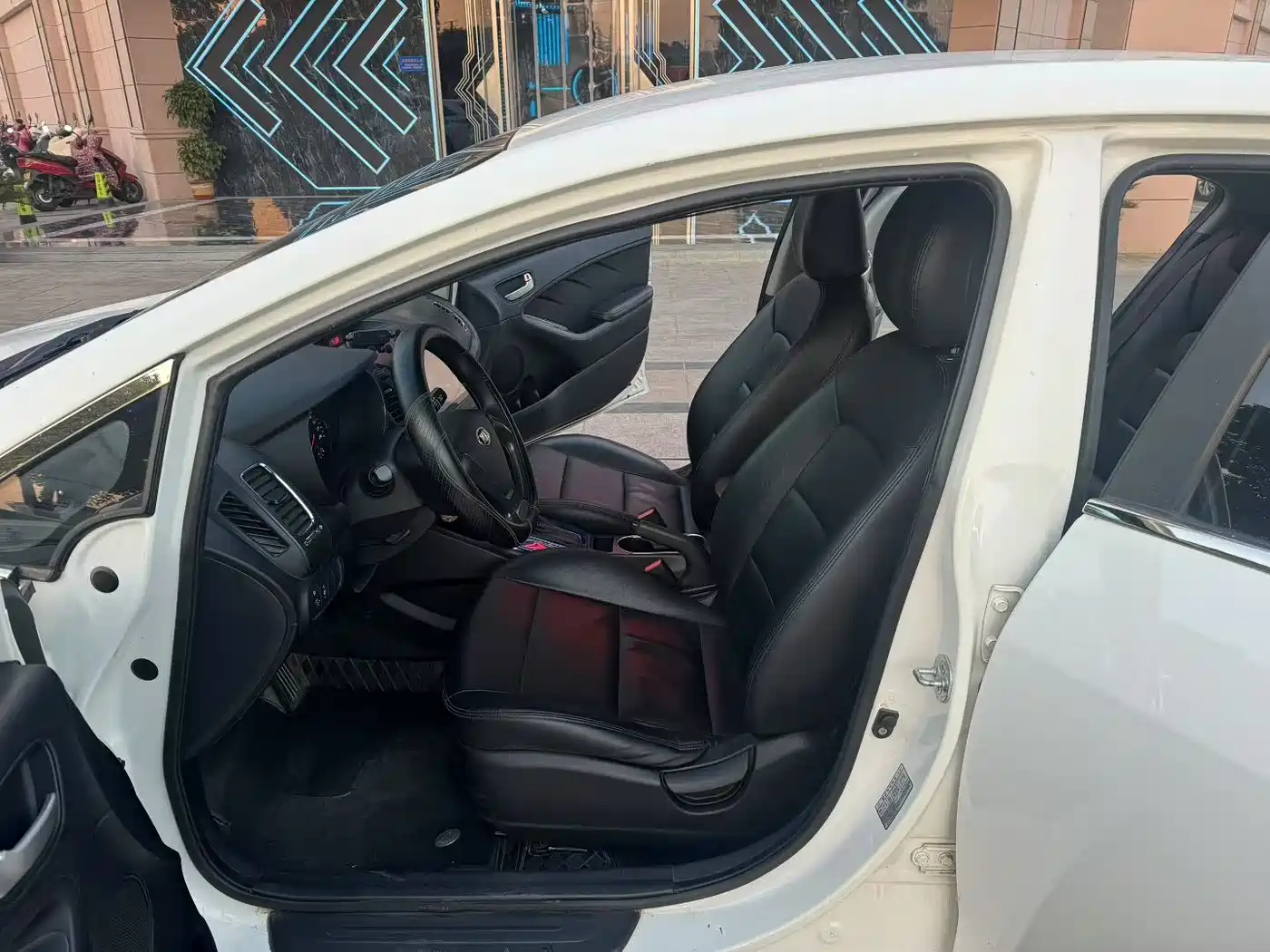 KIA K3