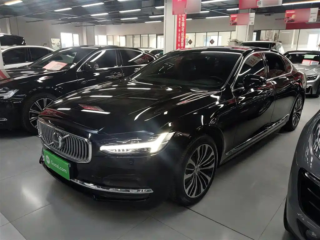 Volvo S90 2023 B5 Intelligent Comfort Luxury Edition